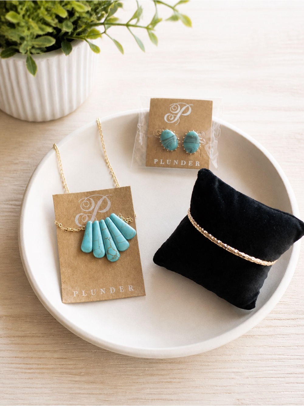 Plunder Faux turquoise necklace, earrings, and bracelet set
